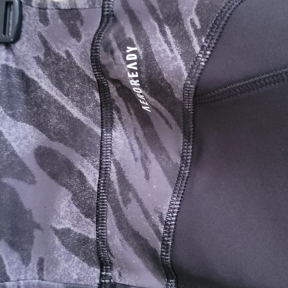 Adidas x Zoe Saldana Collection 7/8 Black & Grey Patterned Leggings XS - Picture 8 of 14